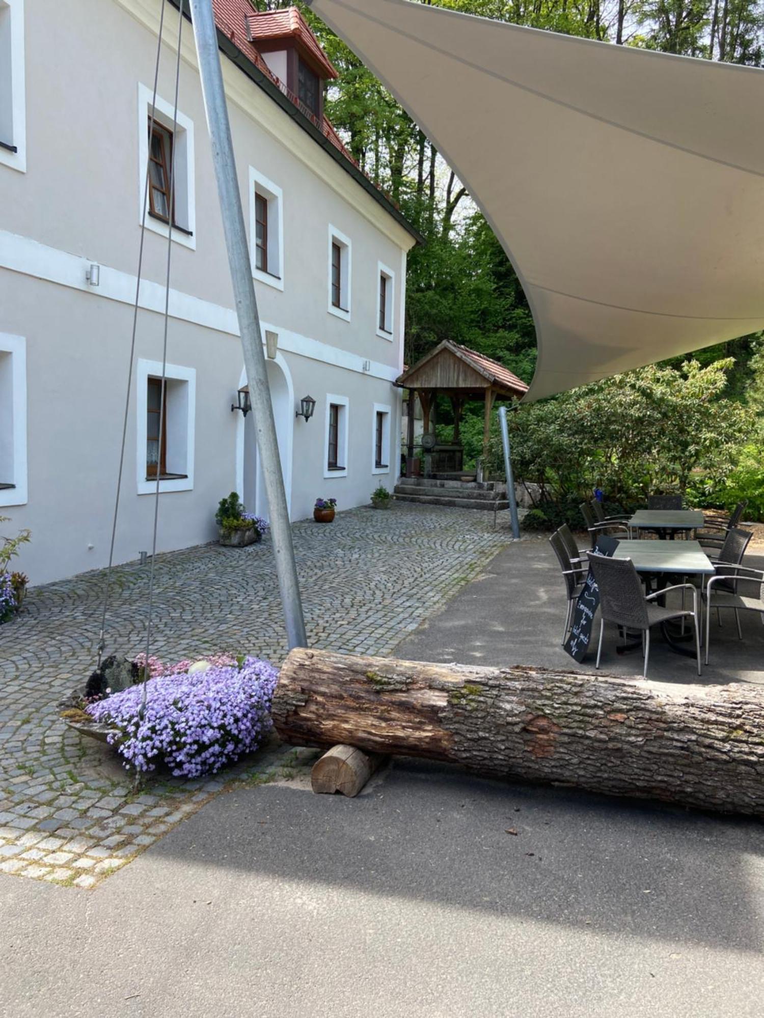 Landhotel Kahrmuehle Pressath Экстерьер фото
