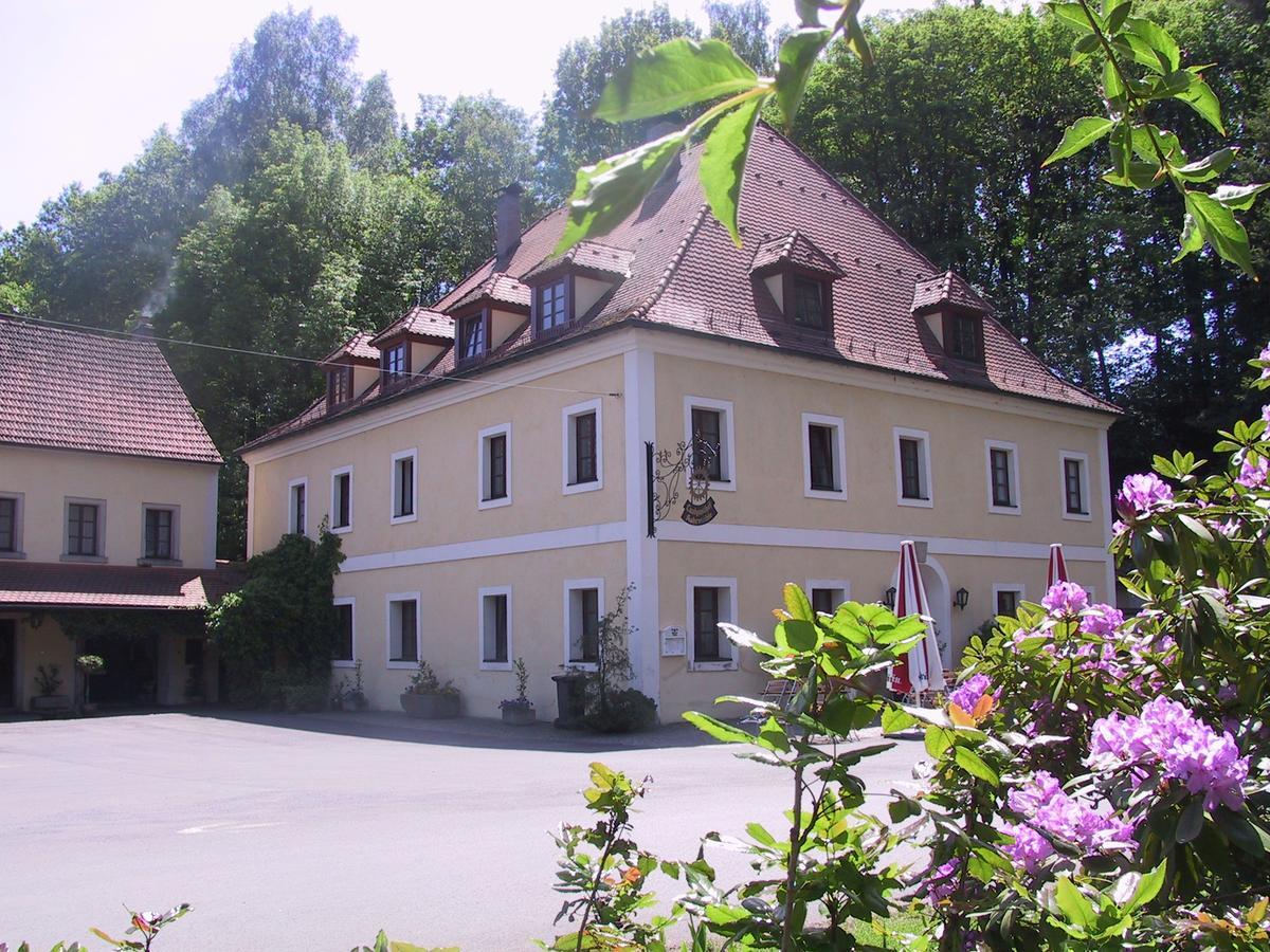 Landhotel Kahrmuehle Pressath Экстерьер фото